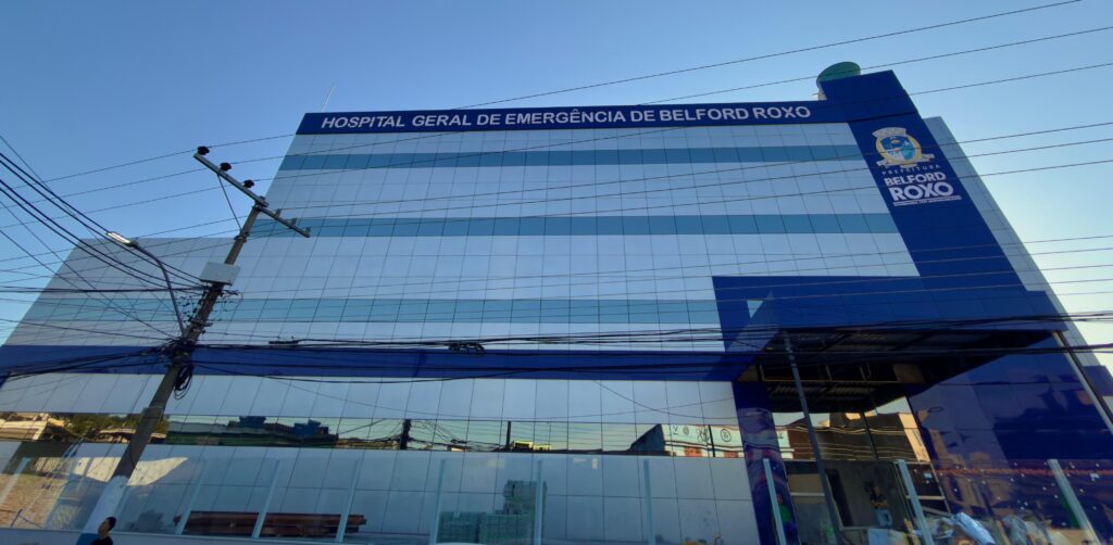 Prefeito Canella acompanha obras de canalização do Canal Maxambomba e da ampliação do Hospital Geral de Emergência