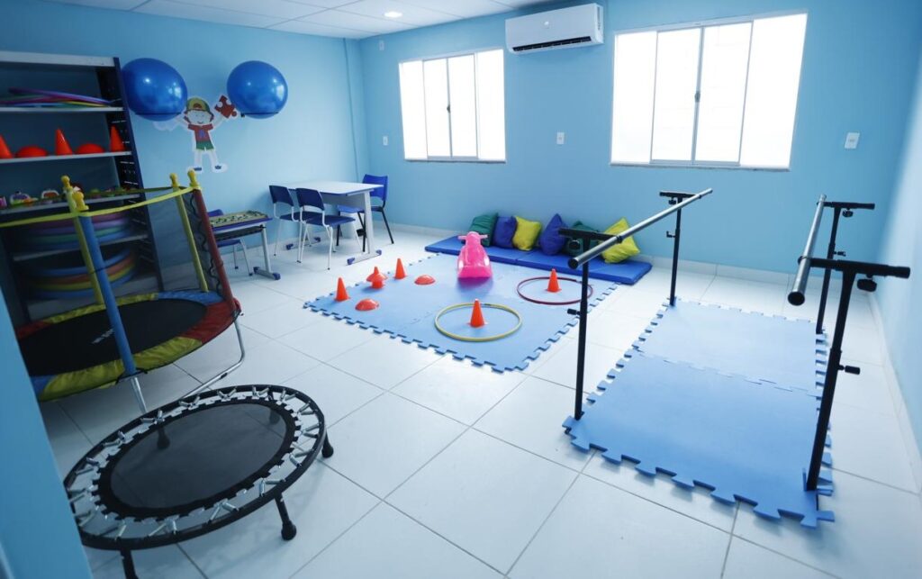 Prefeito Canella inaugura dois novos espaços voltados para atendimento de pessoas com Transtorno do Espectro Autista (TEA)