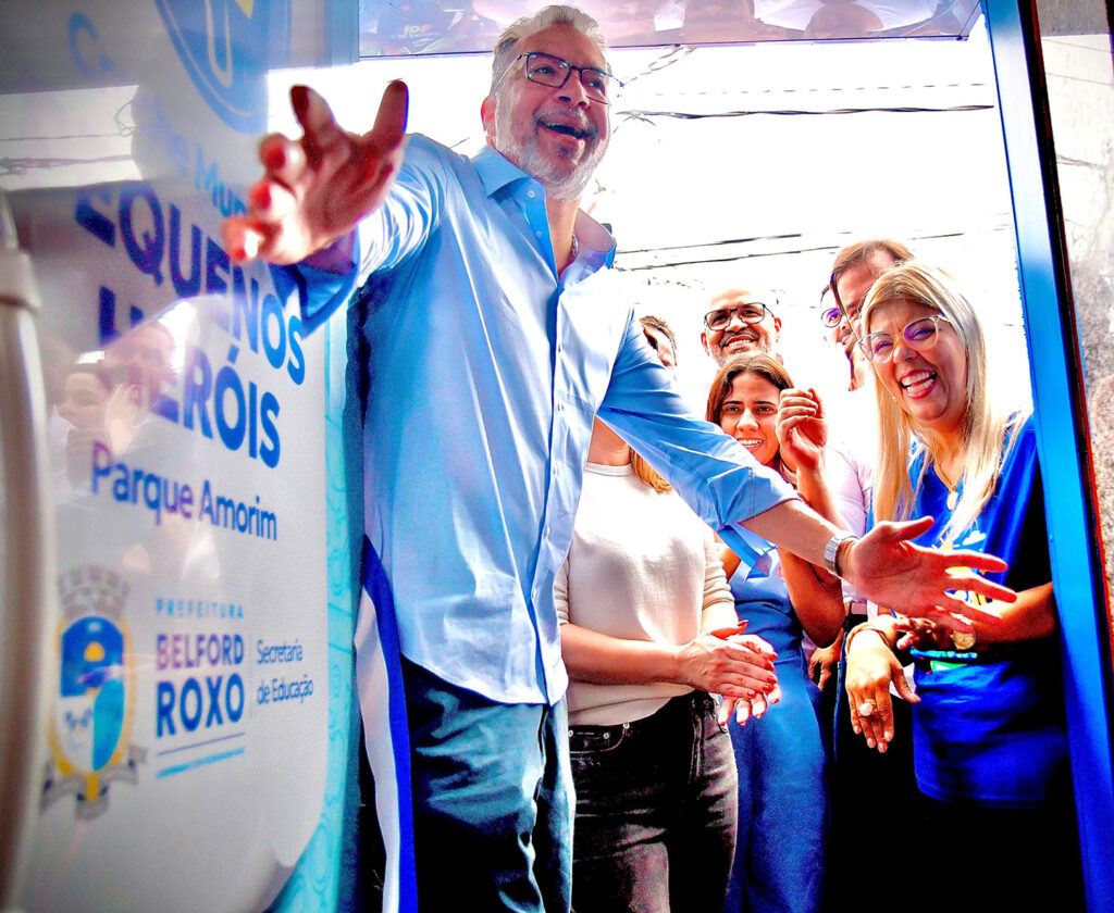 Prefeito Márcio Canella inaugura uma praça e duas creches de tempo integral em Belford Roxo