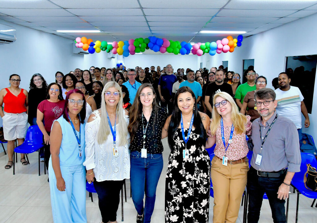 Secretaria Municipal de Educação promove formação continuada para os professores da EJA em parceria com a Editora Moderna