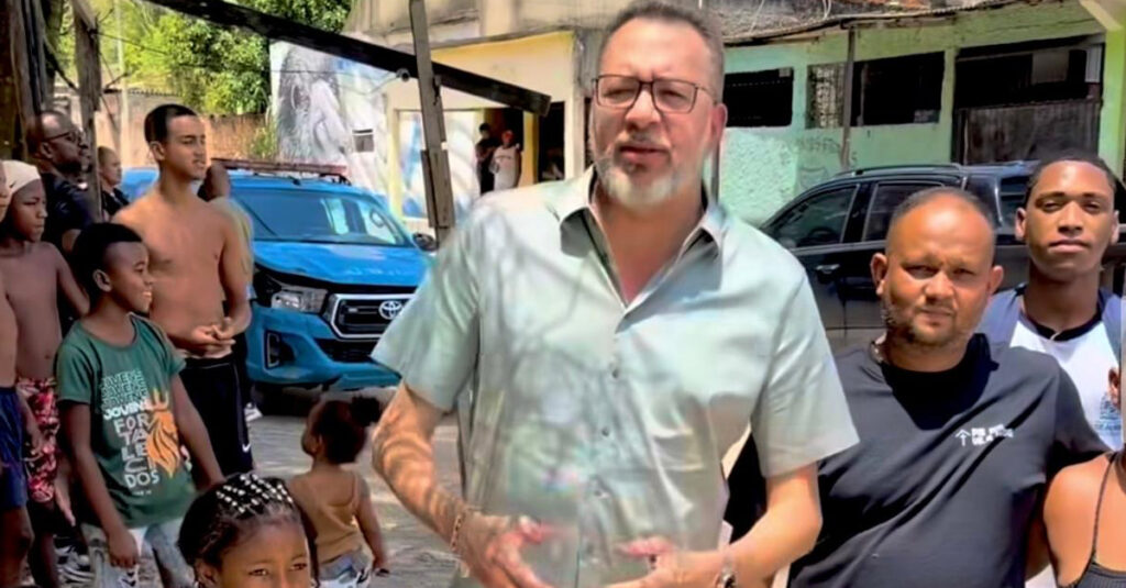 Bairro das Pedrinhas ganhará obras de infraestrutura, escola, UBS e Creche Pequenos Heróis