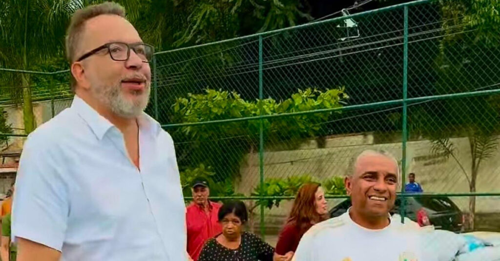 Prefeito Márcio Canella visita novos campos de grama sintética na Prata e no Retiro Feliz