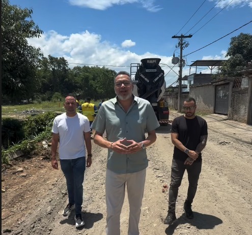 Prefeito Canella acompanha obras de canalização nas Três Pontes e na Avenida Distinção