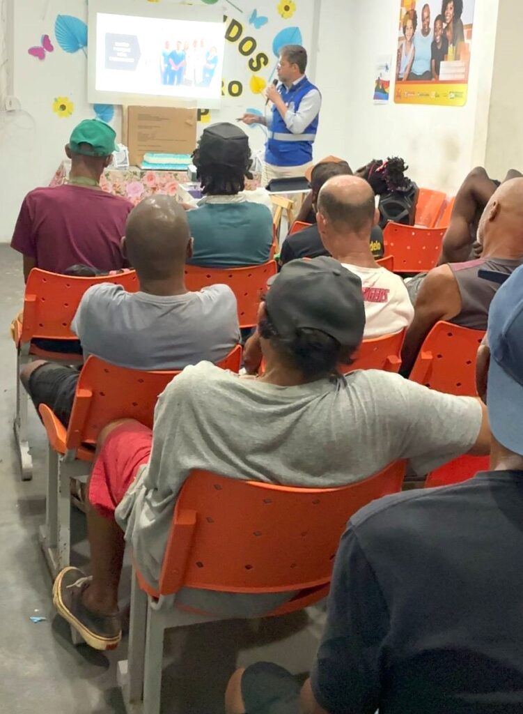 Consultório na Rua realiza atendimento especial de prevenção ao câncer de próstata
