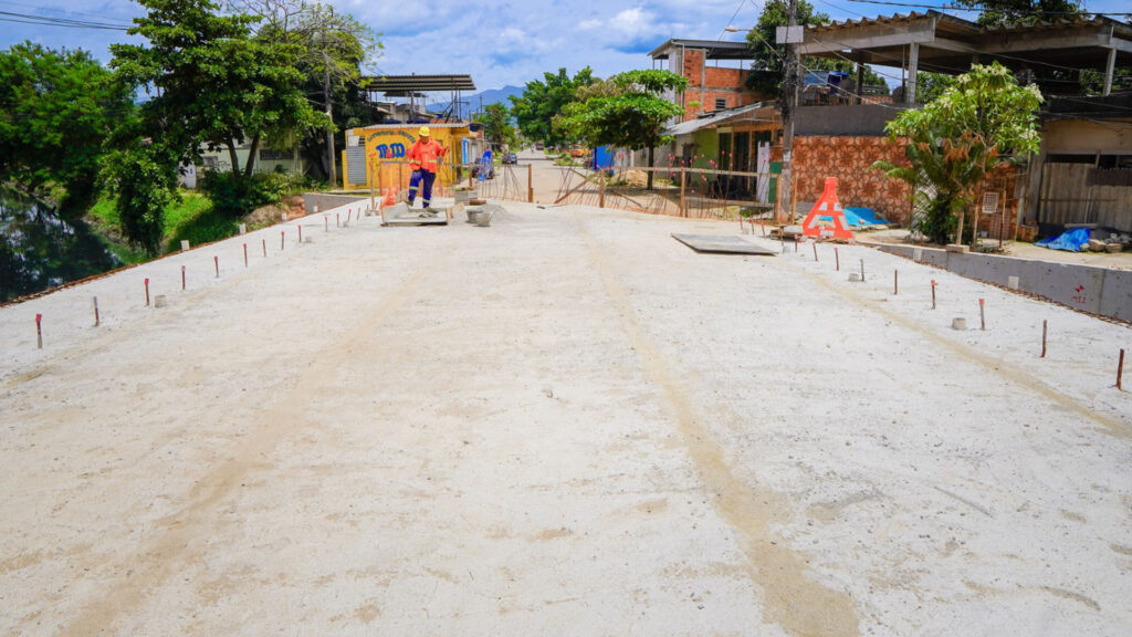 Prefeito Márcio Canella fiscaliza obras da futura ponte que ligará a Rua Impala ao Jardim Brasil