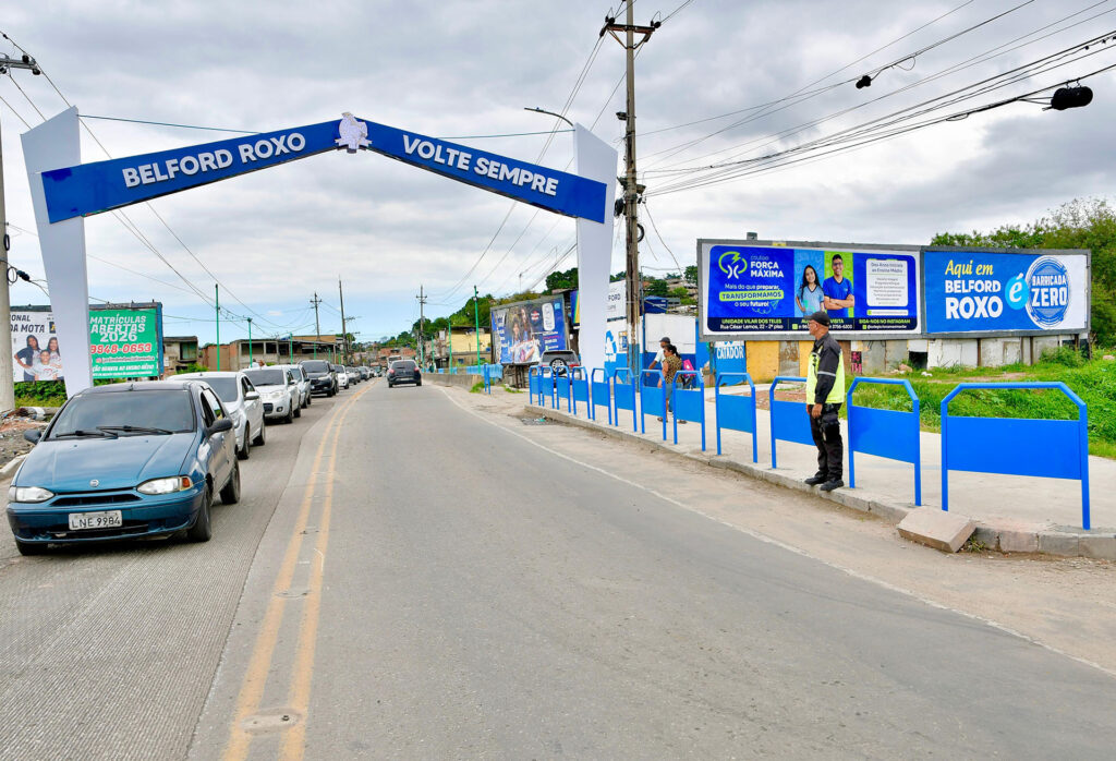 Prefeito Canella acompanha obras de canalização nas Três Pontes e na Avenida Distinção