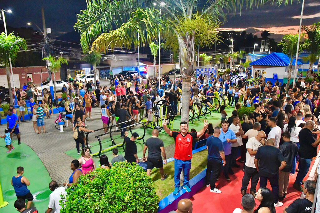 Prefeito Márcio Canella entrega Praça do Comércio revitalizada para os moradores da Prata