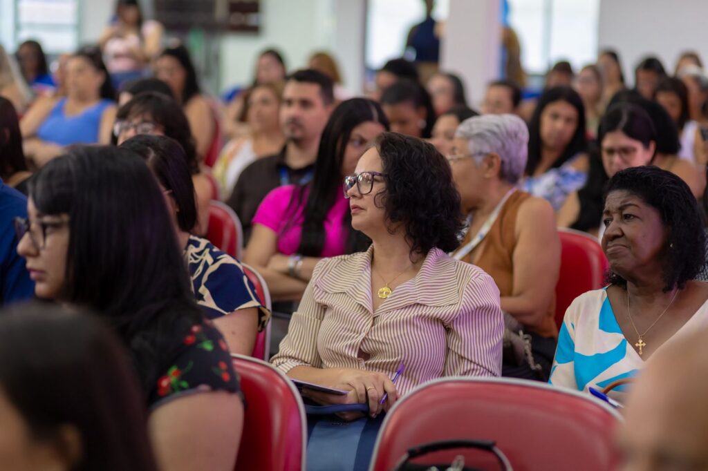 Secretaria de Assistência Social, em parceira com Saúde e Educação, promove Formação Intersetorial e destaca a importância do trabalho integrado em Belford Roxo
