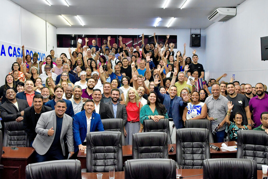 Secretário de Assistência Social recebe homenagens da Câmara de Belford Roxo