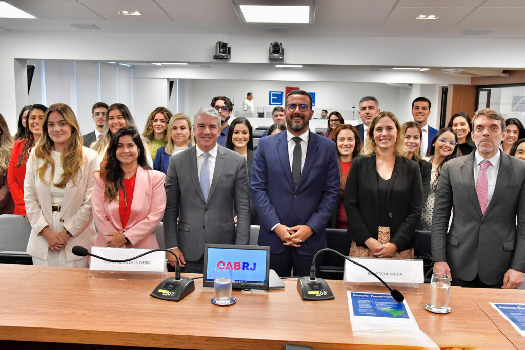 Procurador-geral de Belford Roxo lidera debate estadual sobre Pacto Federativo e Reforma Tributária na OAB/RJ