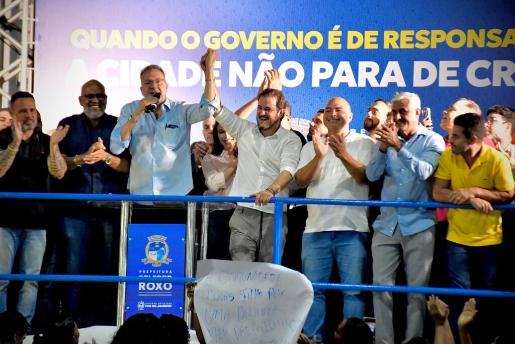 Prefeito Canella entrega nova e revitalizada Vila Olímpica, Base do Proeis de Nova Piam e faz prestação de contas do primeiro ano de governo