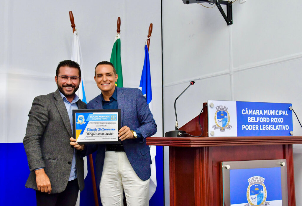 Secretário de Assistência Social recebe homenagens da Câmara de Belford Roxo