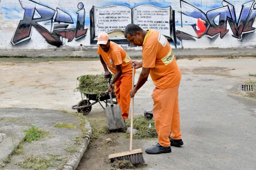 Prefeito Márcio Canella inicia obras de pavimentação nas Pedrinhas que recebe choque de ordem de urbanização