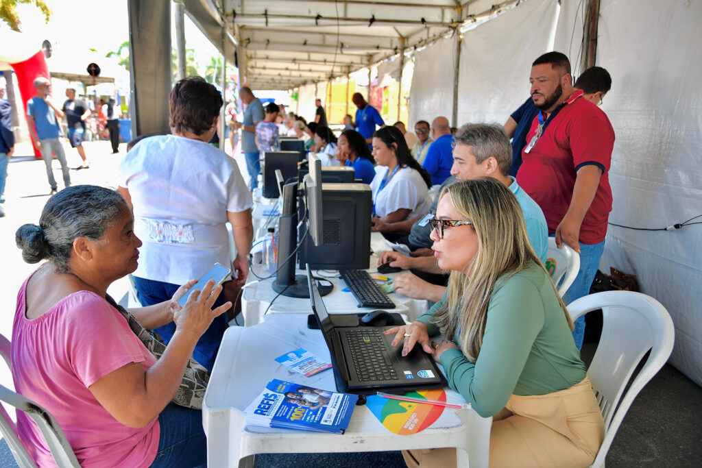 Em parceria com a Prefeitura, ação social ‘OAB Itinerante’ atende a moradores de diversos bairros em Heliópolis com uma série de serviços