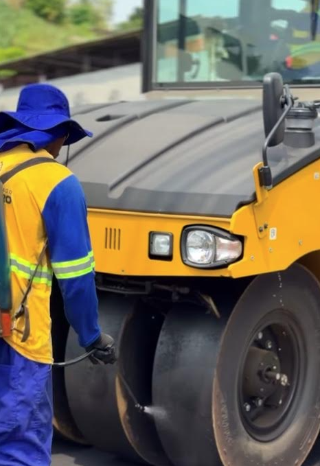 Prefeitura e Governo do Estado realizam pavimentação e sinalização no Parque São Vicente, Roncalli e Vasco