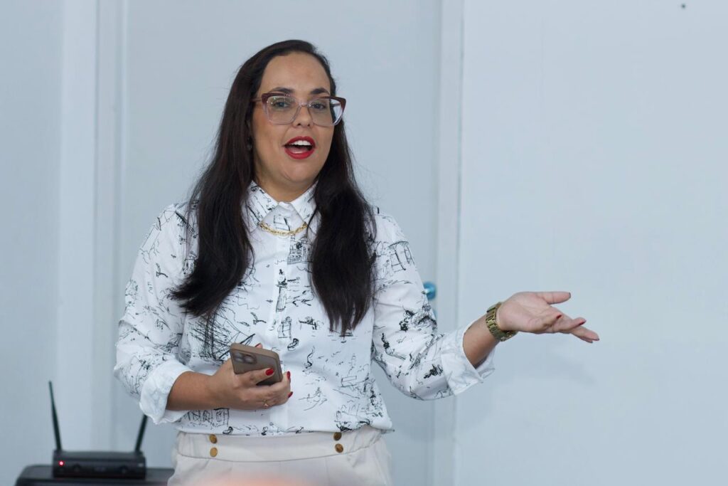 Secretaria municipal de Trabalho promove encontro com empreendedores
