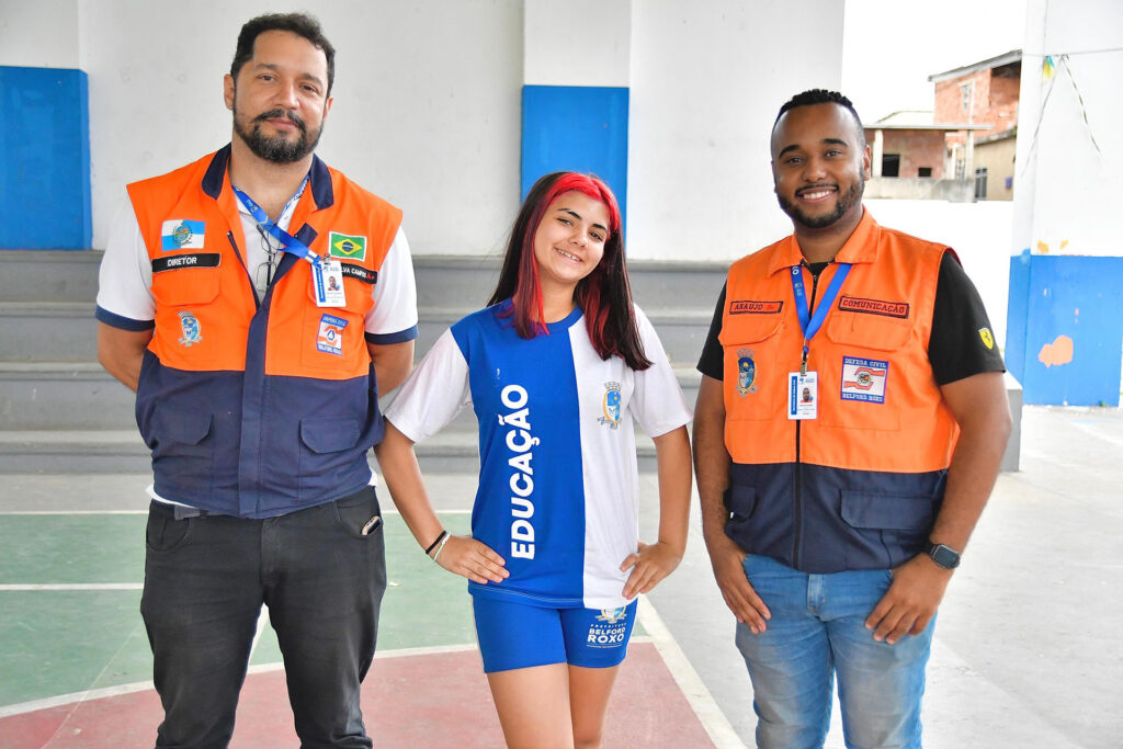 Defesa Civil de Belford Roxo realiza exercício simulado de evacuação em escolas da rede municipal de ensino