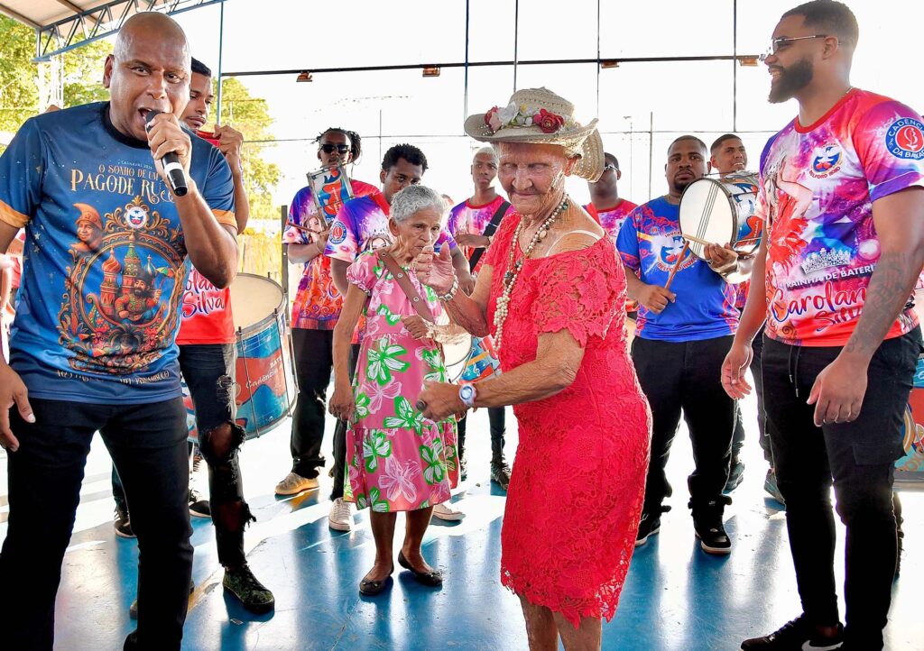 Formatura da Padaria Escola e Baile da Melhor Idade marcam atividades da Semasc em Belford Roxo