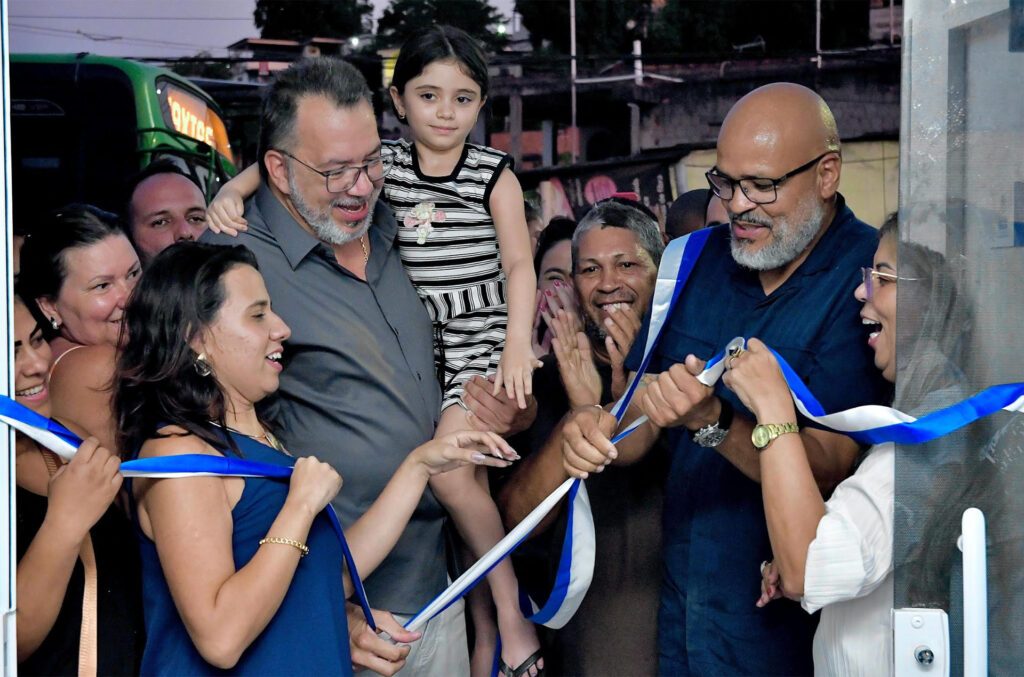 Prefeito Canella inaugura Centro Odontológico, Imagem e Fisioterapia, CRAS, Praça e Creche Pequenos Heróis