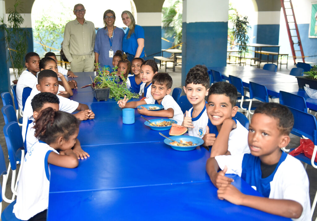 Prefeitura de Belford Roxo inicia o Programa ‘Merenda nas Férias’ garantindo refeições para alunos da rede municipal em janeiro