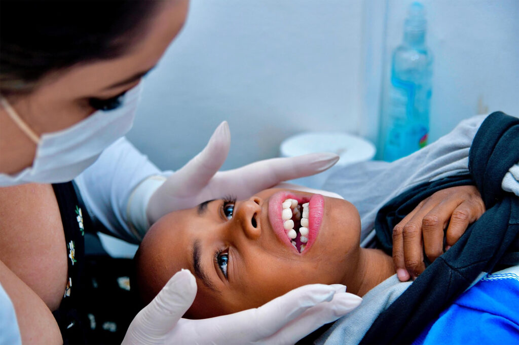 Belford Roxo oferece serviço de ortodontia gratuita na rede municipal