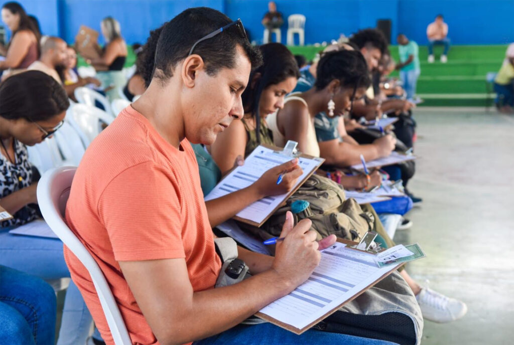 Prefeitura de Belford Roxo conclui a conferência dos documentos e exames de 800 aprovados e convocados no concurso da Educação