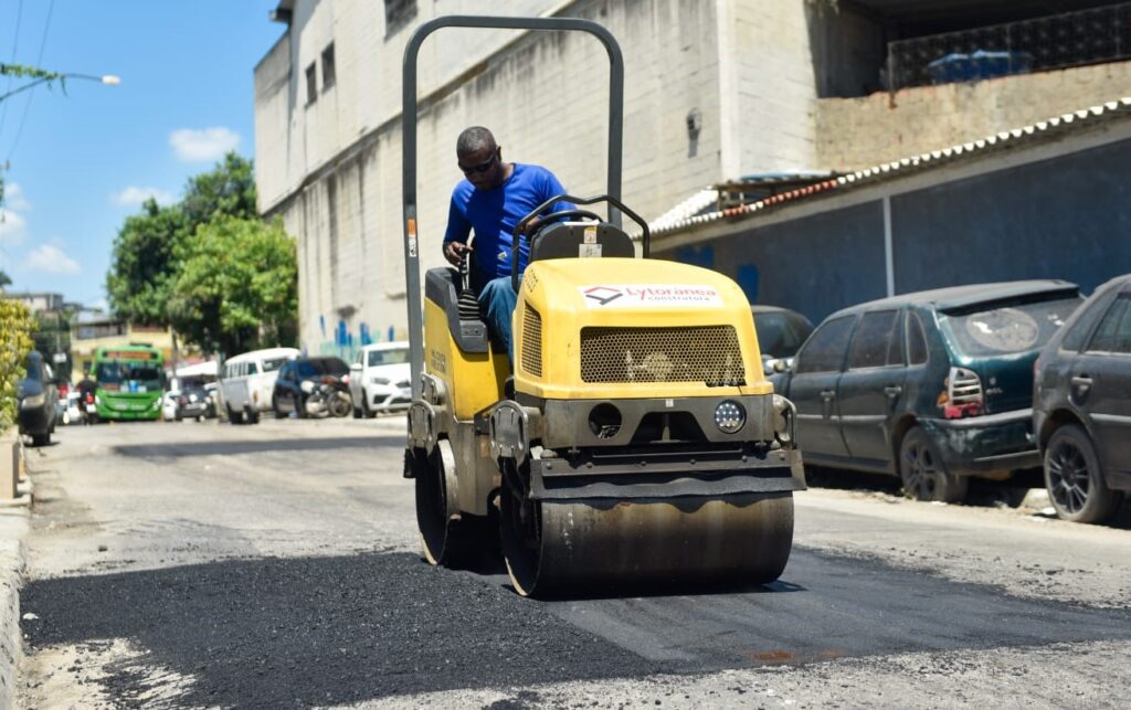 Prefeitura realiza operação tapa-buracos no Jardim Redentor