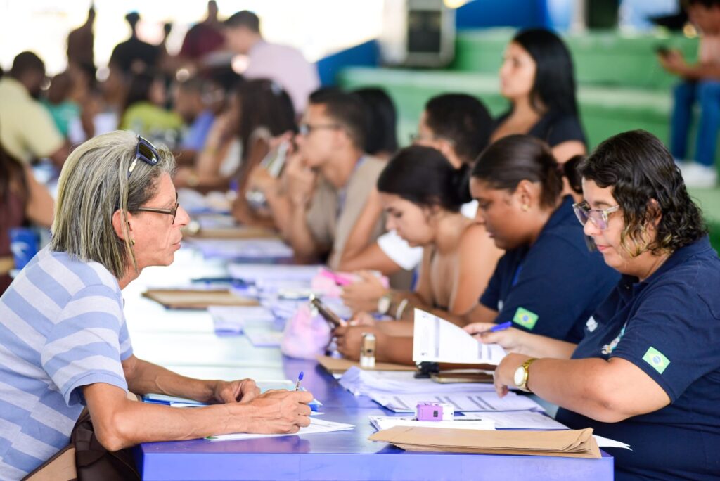 Prefeitura de Belford Roxo conclui a conferência dos documentos e exames de 800 aprovados e convocados no concurso da Educação