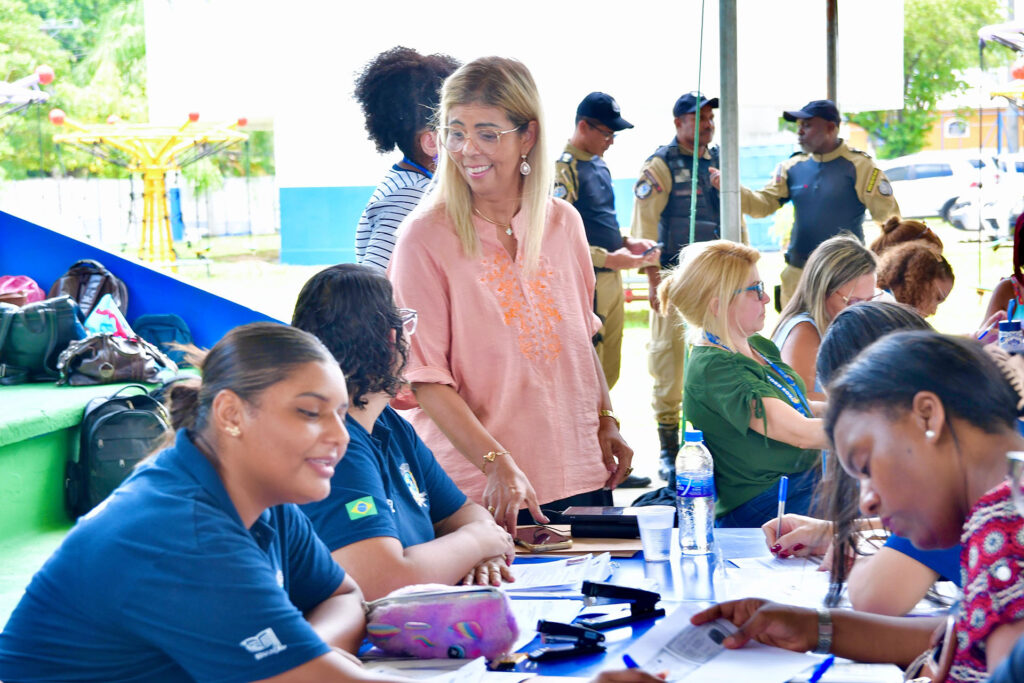 Candidatos aprovado em concurso de Belford Roxo começam a entregar a documentação e exames médicos