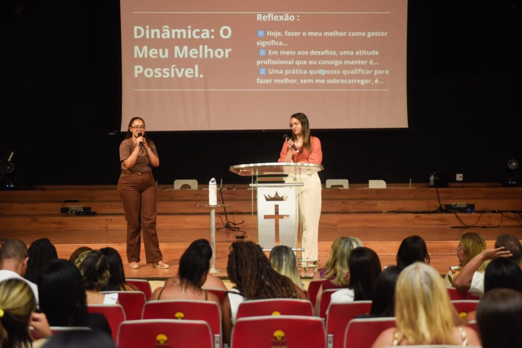 Secretária de Educação de Belford Roxo abre a Jornada pedagógica que irá até sexta-feira
