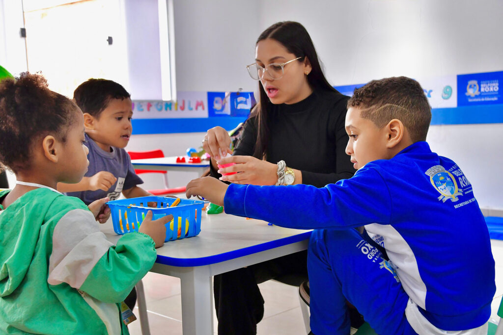 Belford Roxo conquista Selo Prata Nacional Compromisso com a Alfabetização e consolida momento positivo na Educação