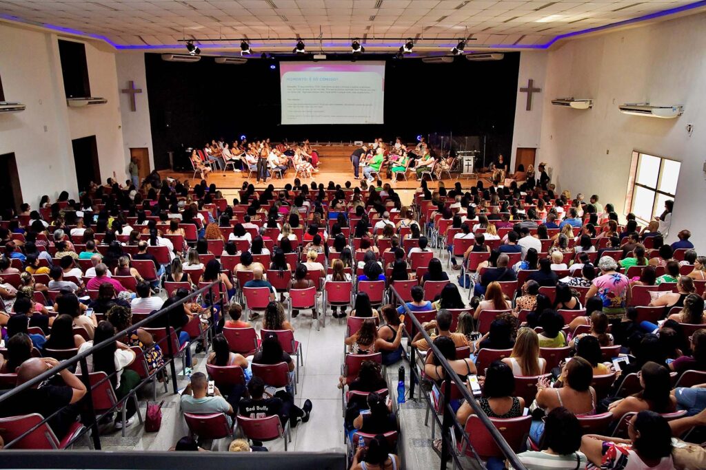 Terceiro dia da Jornada Pedagógica aborda situações que professores passam em sala de aula