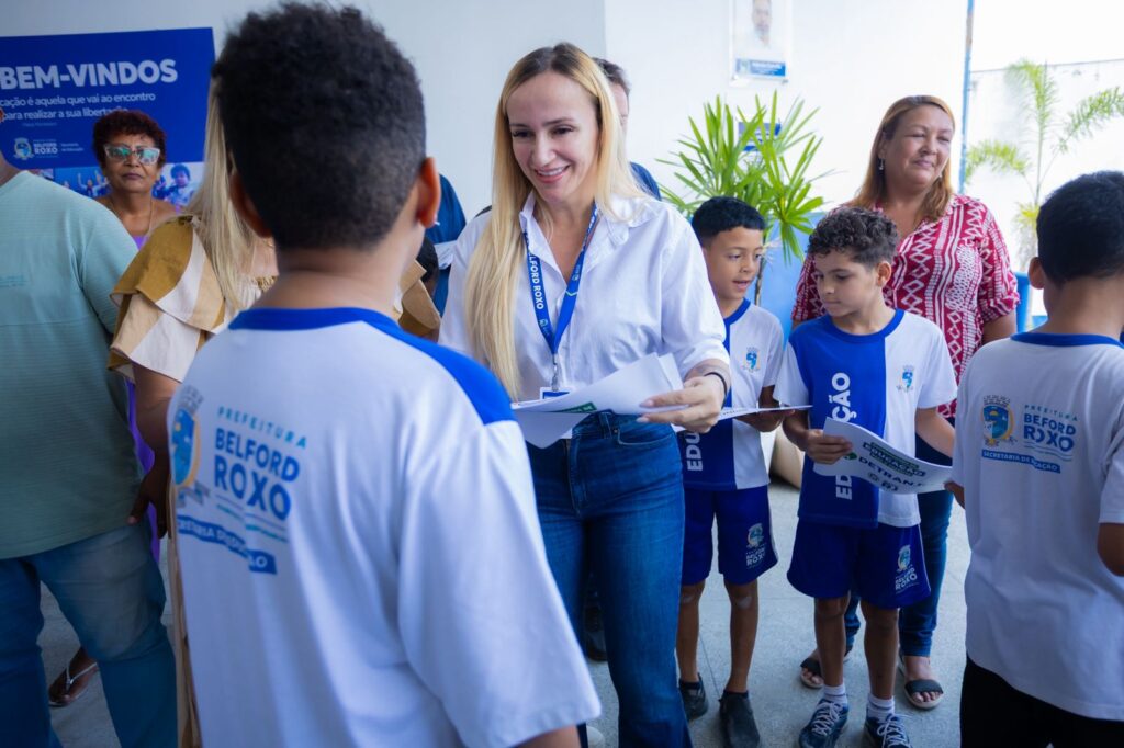 Detran-RJ e Secretaria de Transportes realizam campanha “Volta às Aulas” de conscientização no trânsito na Escola Municipal Manoel Gomes