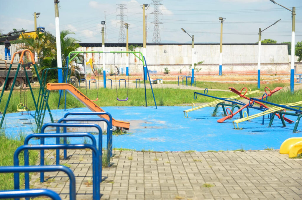 Obras da futura Vila Olímpica do Lote XV continuam a todo vapor