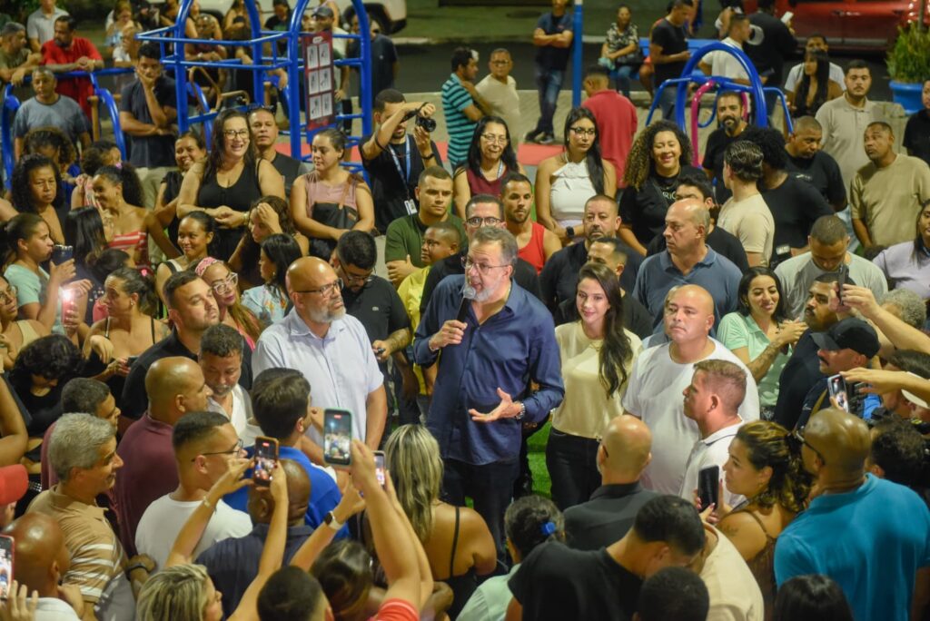 Prefeito Canella e vice Mariana Malta entregam cinco  praças e creche revitalizadas e modernizadas em Belford Roxo