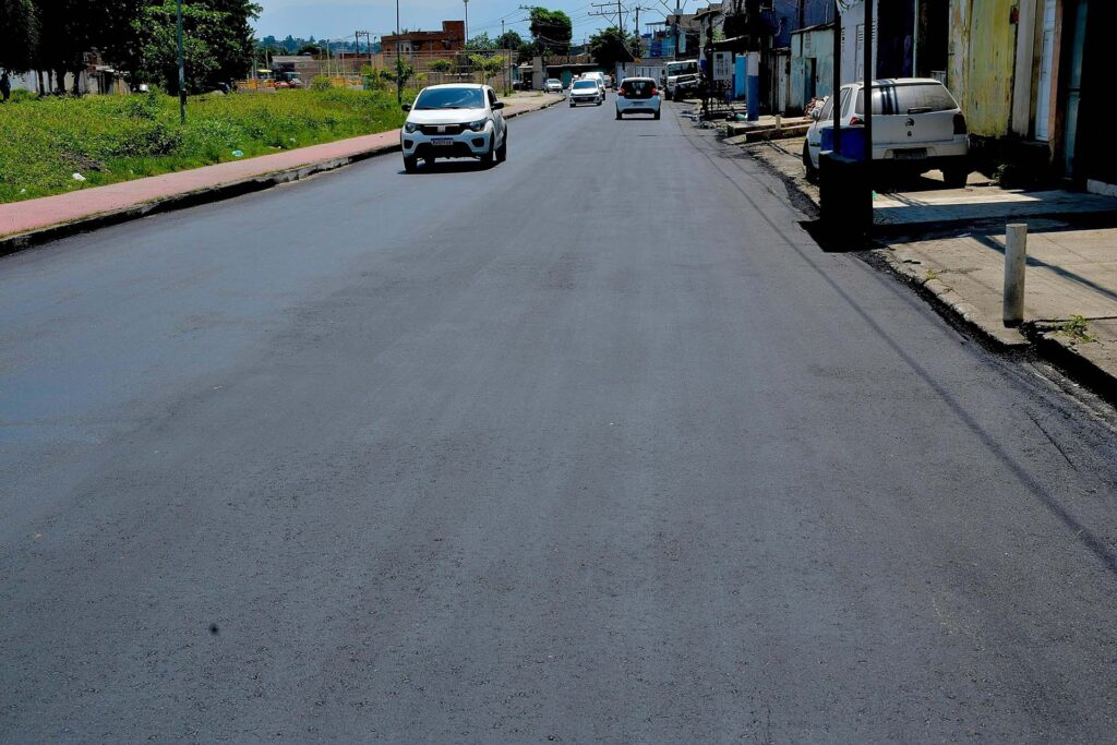 Prefeitura e Governo do Estado realizam obras de pavimentação com novo asfalto na Avenida Nunes Sampaio