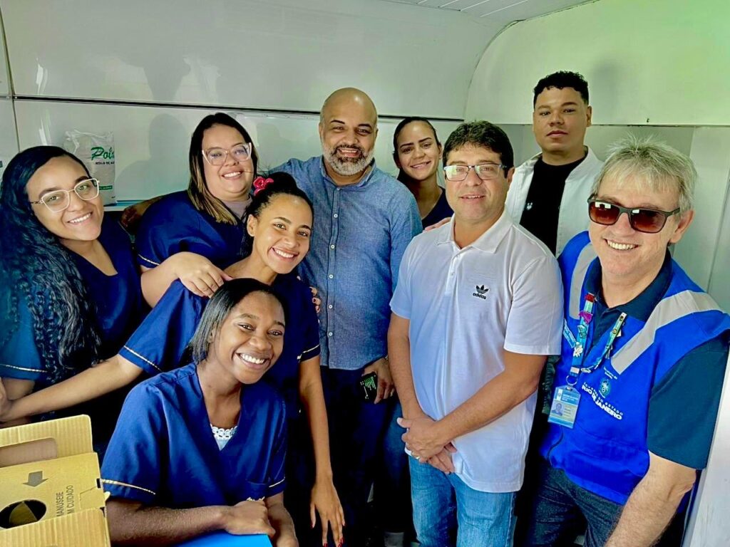 Belford Roxo realiza Dia D de vacinação contra a Influenza com unidade móvel no Centro