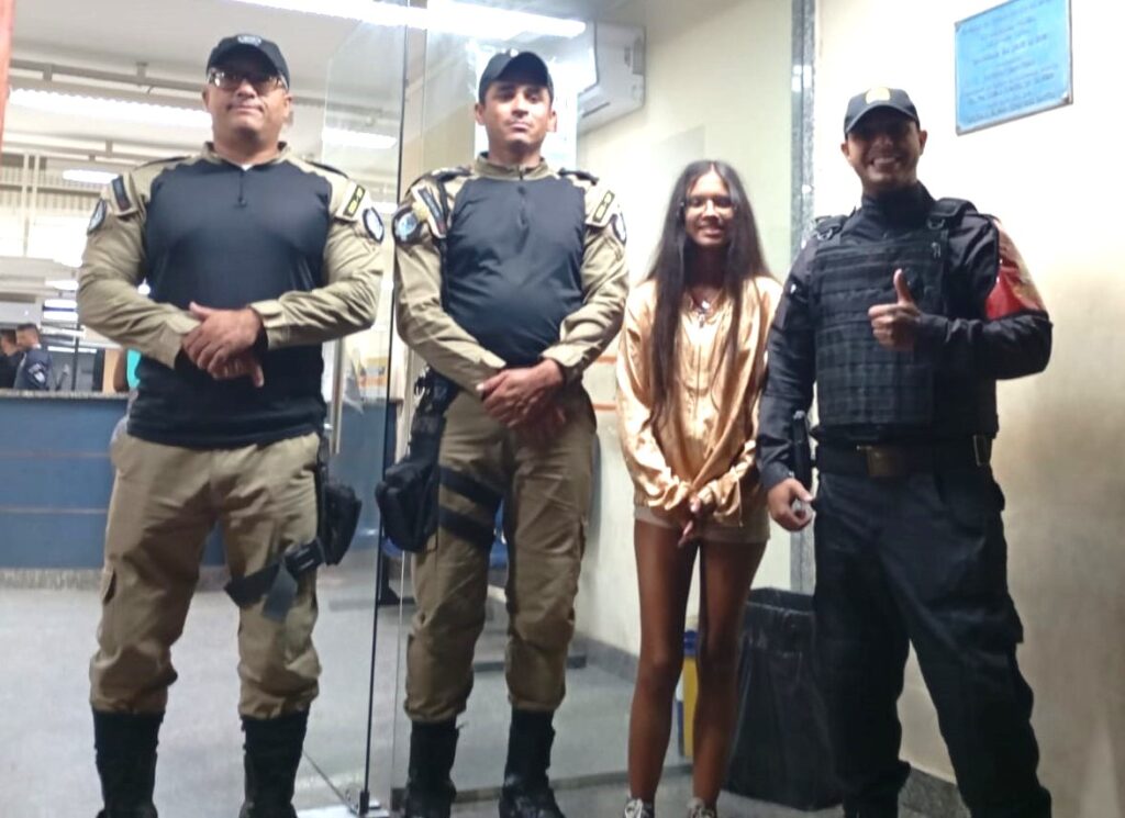 Através de denúncias para o ‘Linha Direta com Canella’, estudante de Copacabana que estava desaparecida é encontrada em Belford Roxo