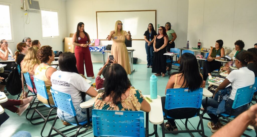 Secretaria Municipal de Educação realiza formação do PRO-LEEI com professores da Educação Infantil no Cederj Belford Roxo