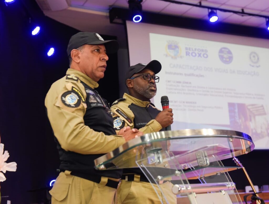 Vigias de escolas e creches participam de formação promovida pela Secretaria Municipal de Educação e Guarda Municipal