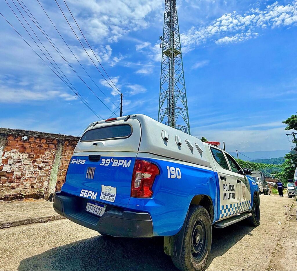 Prefeitura apoia ação integrada de manutenção da Operadora Tim para melhorar a internet no Shangrilá e bairros vizinhos