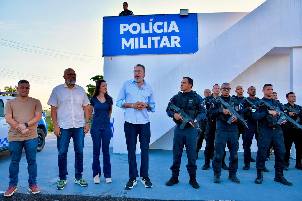 Prefeito Canella inaugura nova Base da Polícia Militar no Morro do Flamengo (Gogó da Ema) e do Proeis São Vicente