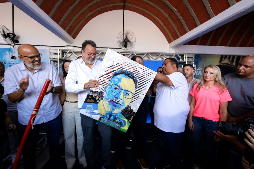 Prefeito Márcio Canella inaugura praça e academia e entrega Casa da Cultura revitalizada e modernizada