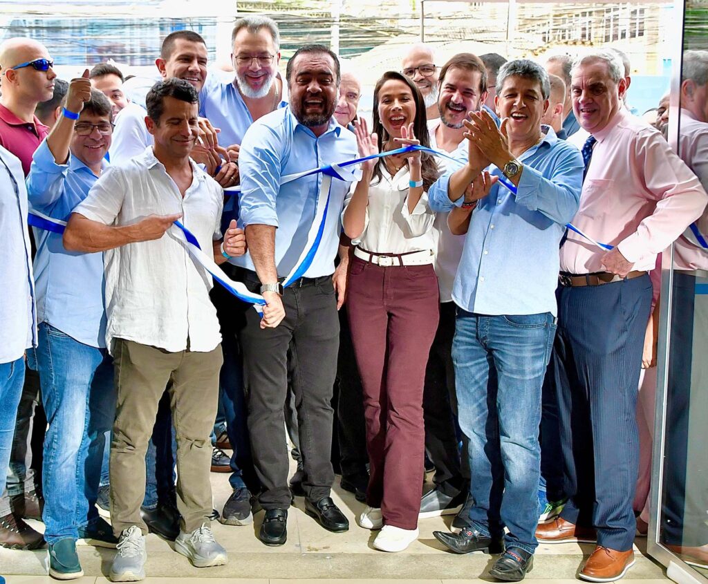 Prefeito Márcio Canella e governador Cláudio Castro inauguram maternidade municipal em Belford Roxo