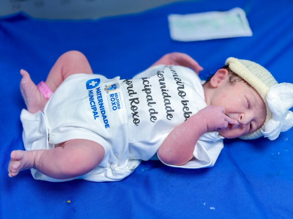Prefeito Márcio Canella e governador Cláudio Castro inauguram maternidade municipal em Belford Roxo