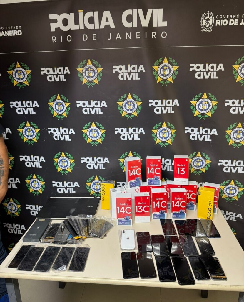 Secretaria de Ordem Urbana, Polícia Civil e Polícia Militar fazem operação na Feira de Areia Branca e recuperam celulares roubados