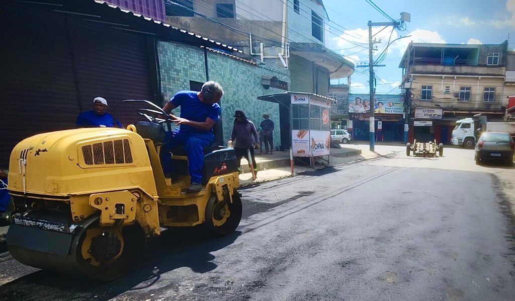 Prefeitura e Governo do Estado realizam obras de pavimentação com novo asfalto no Lote XV e Piam