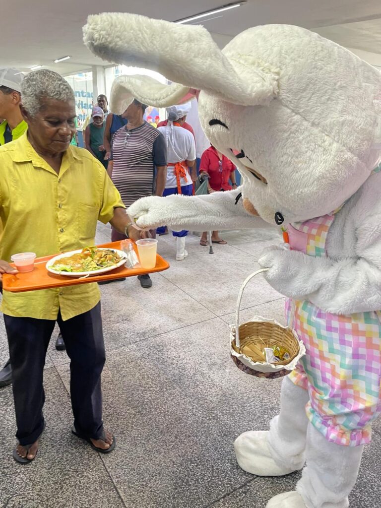 Assistência Social realiza Festa da Páscoa com a presença de Mariana Malta