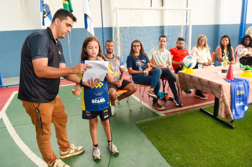 Escola Municipal da Prata recebe lançamento do projeto esportivo ‘Trilhos do Esporte’ em parceria com o Instituto Mais Ação e a MRS