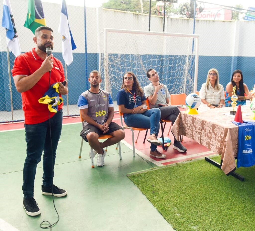 Escola Municipal da Prata recebe lançamento do projeto esportivo ‘Trilhos do Esporte’ em parceria com o Instituto Mais Ação e a MRS